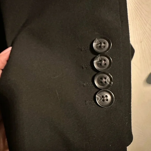 JF J.Ferrar Sleek Black Blazer - Picture 3 of 5